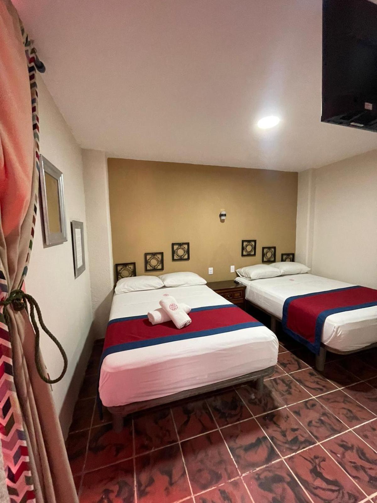 Hotel Flamingos Гвадалахара Екстер'єр фото