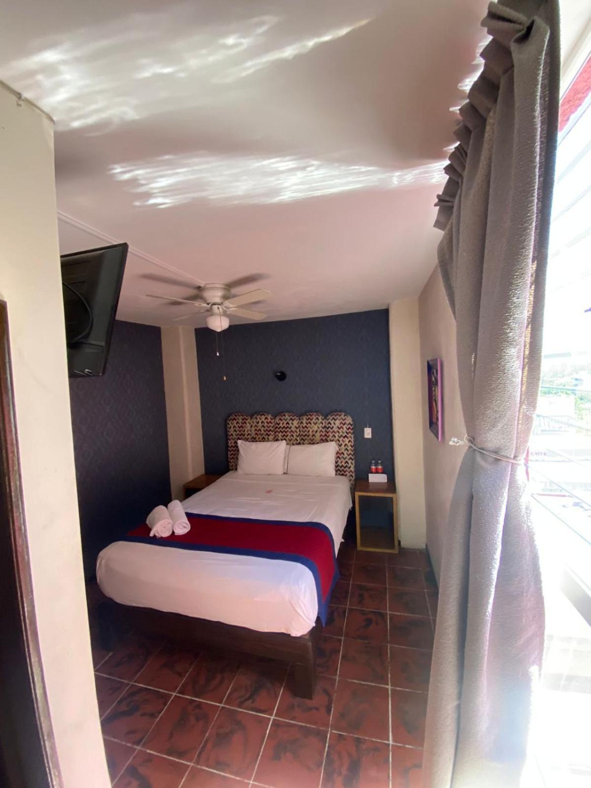 Hotel Flamingos Гвадалахара Екстер'єр фото