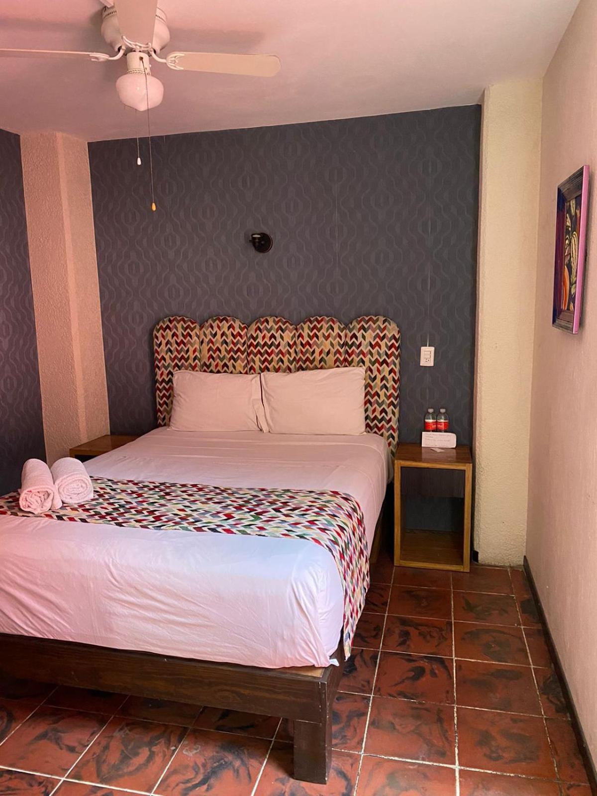 Hotel Flamingos Гвадалахара Екстер'єр фото